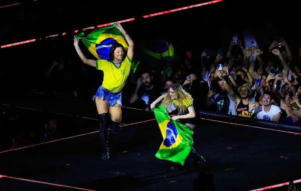 麦当娜在巴西海滩举办免费演唱会 超160万人参加